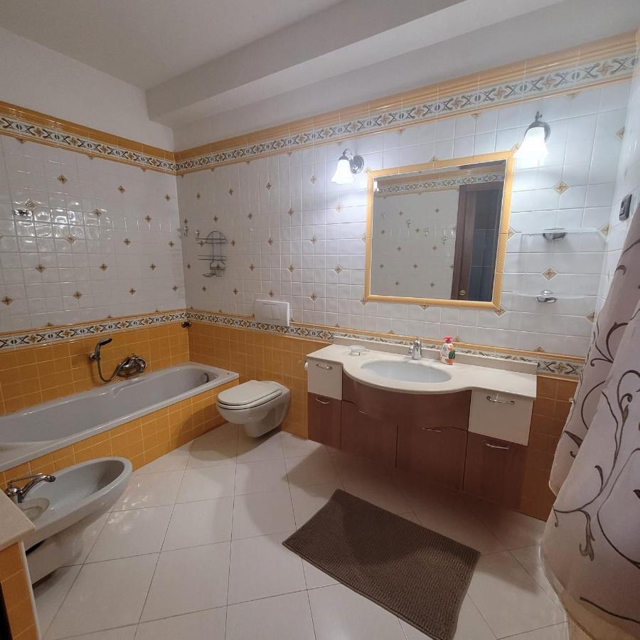 Chez Barnie Favoloso Appartamento Privato In Villa A 800Mt Ingresso Fiera Rimini Bagian luar foto